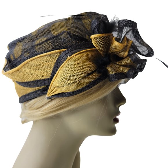 Glamorous Red Carpet Hat in Black and Gold with Polka Dots main image 14